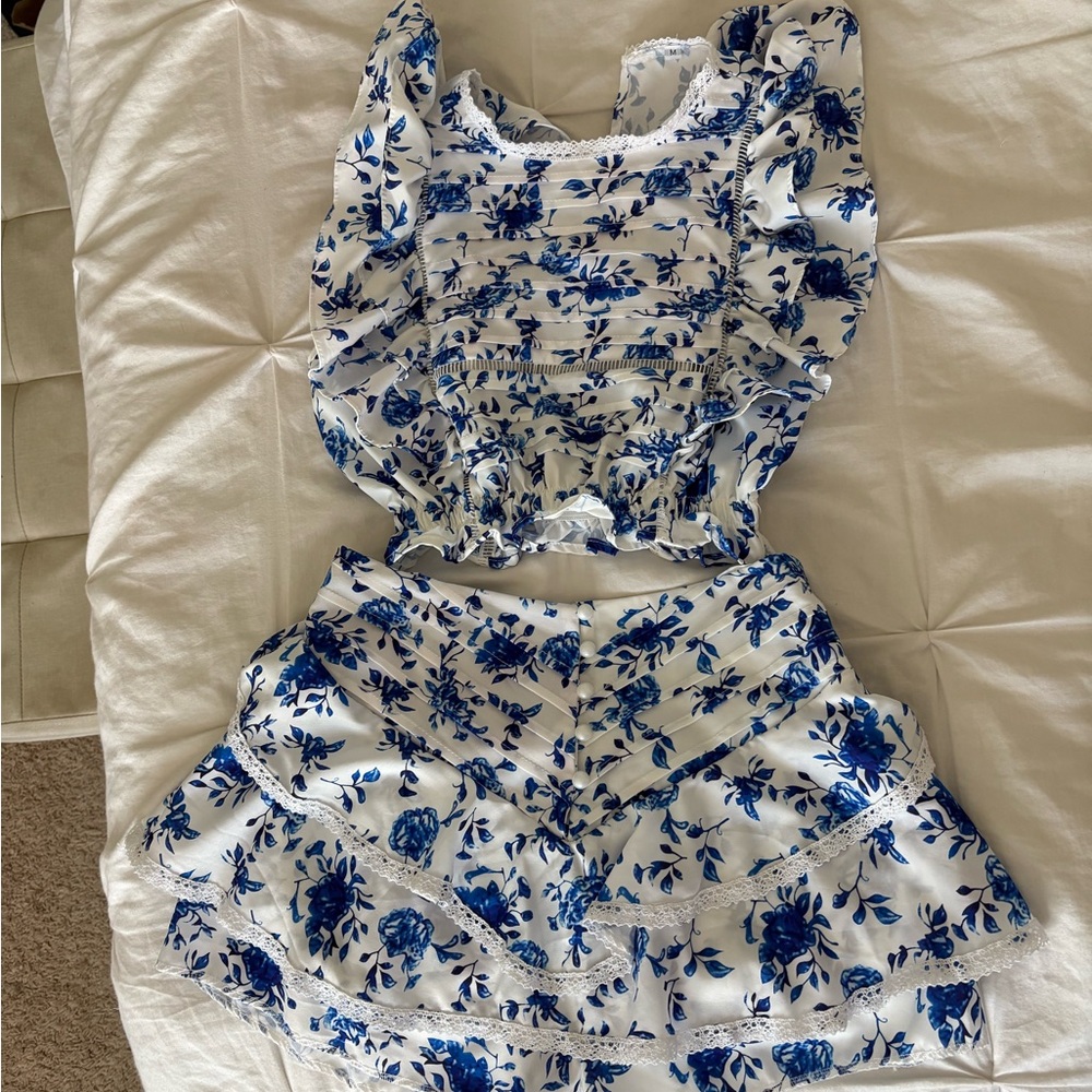 Brand New boutique Floral Ruffle Top and Skirt Set